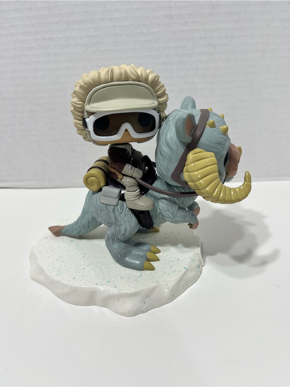 Star Wars Funko Pop Vinyl Han Solo with Tauntaun Smugglerโs BountyStar figure